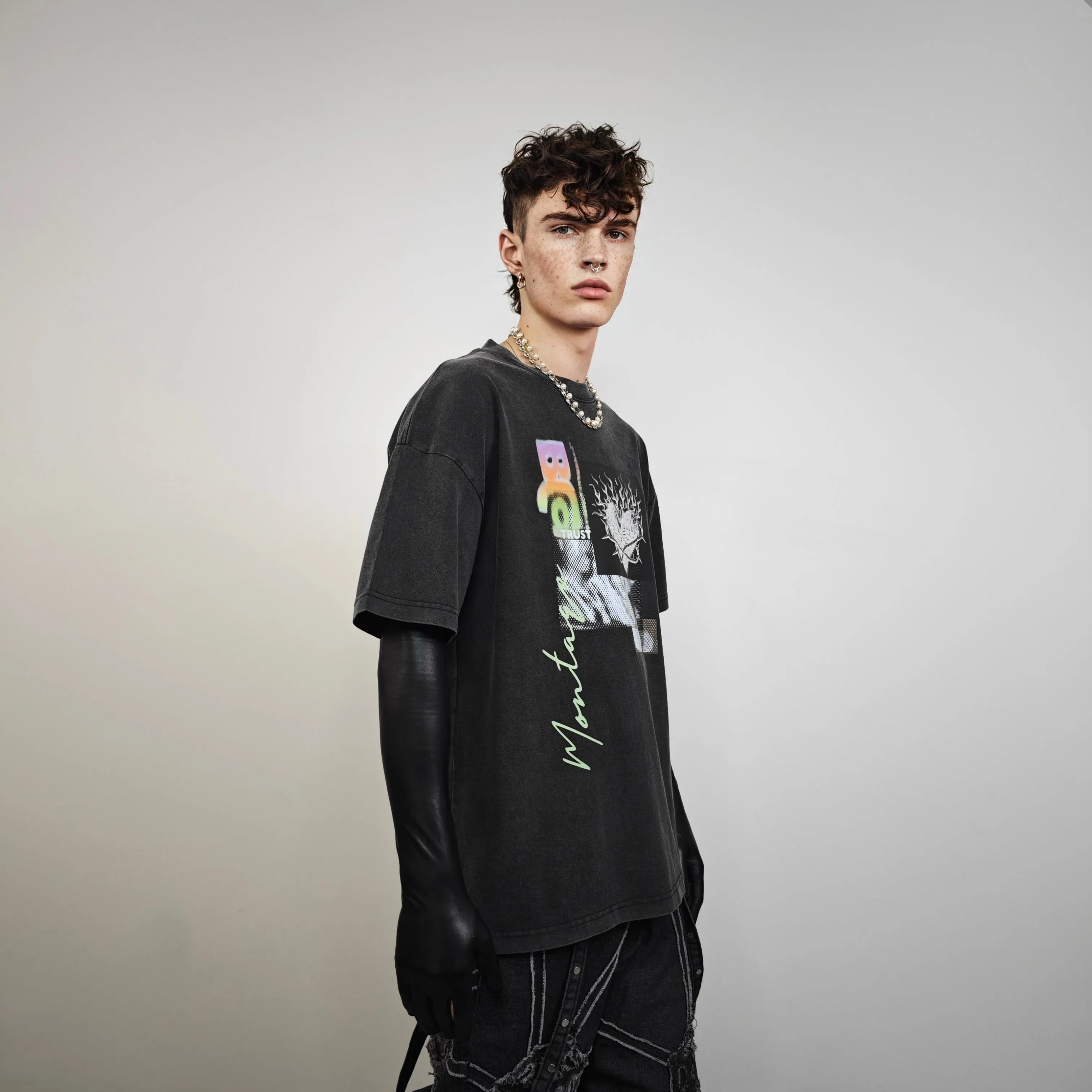 Graffiti heart t-shirt flame print tee cyberpunk top in grey